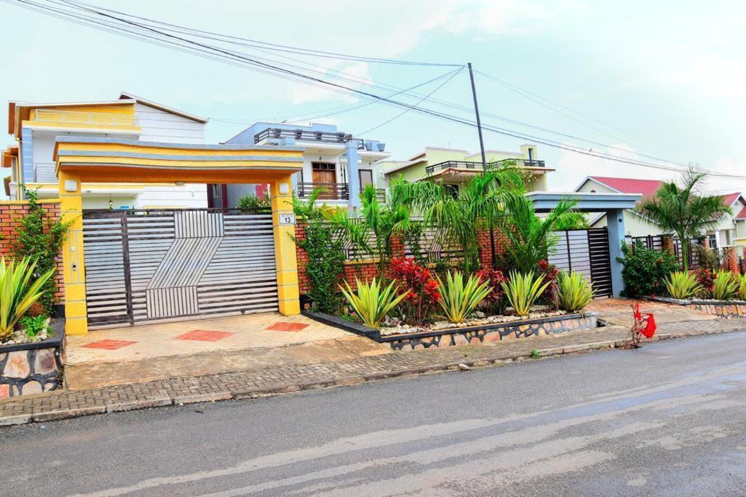 Stella Residence And Cuisine Kigali Bagian luar foto