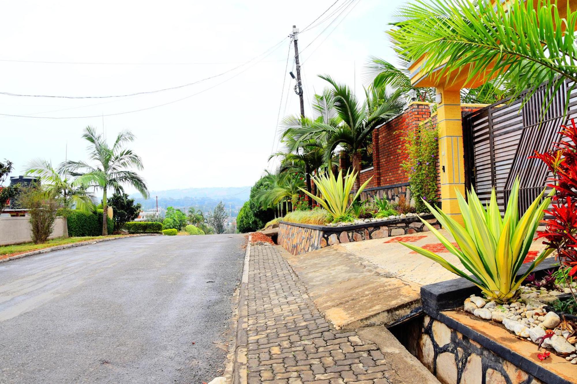 Stella Residence And Cuisine Kigali Bagian luar foto